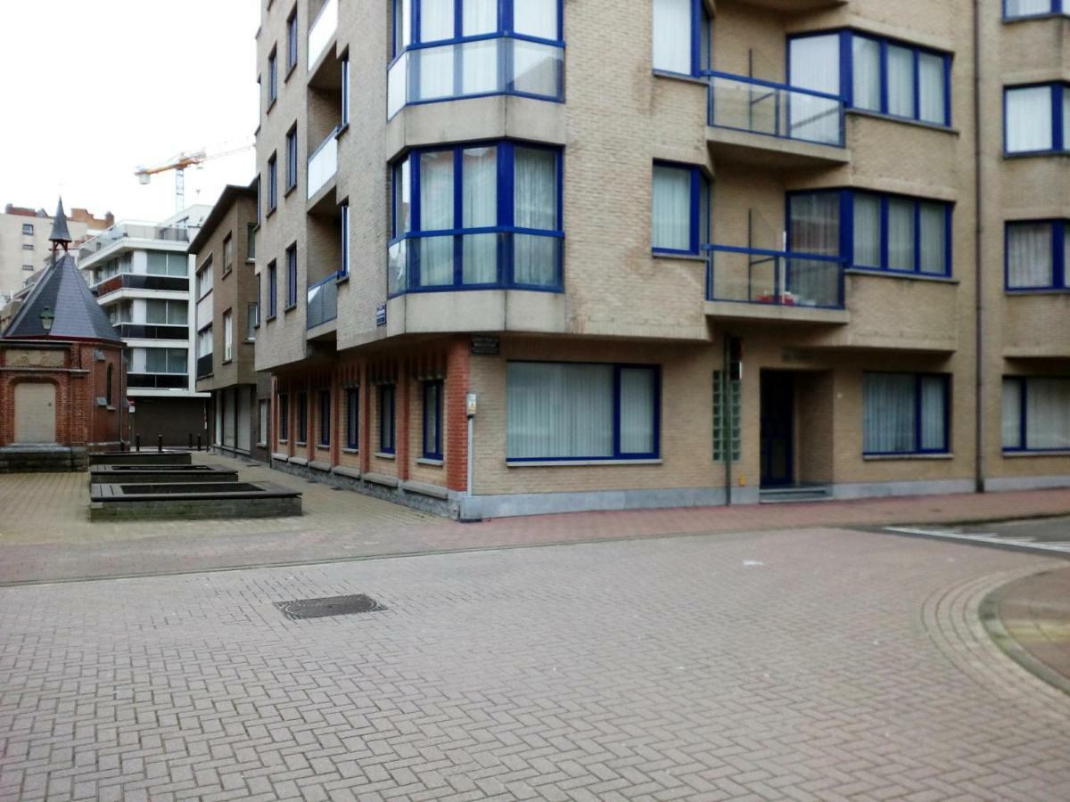 App 2 Slaapkamers 克诺克－海斯特 外观 照片
