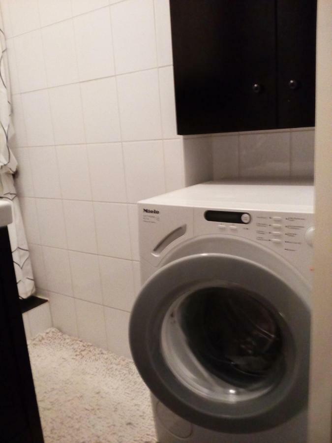 App 2 Slaapkamers 克诺克－海斯特 外观 照片